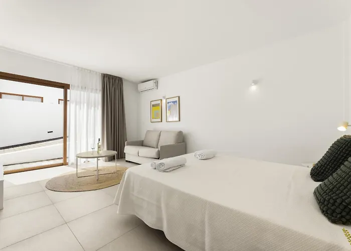 Altos Aloe 7b By Escape Villa